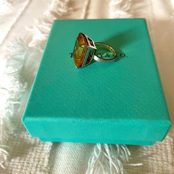 Tiffany & Co. Citrine Ring - Picture 2 of 7